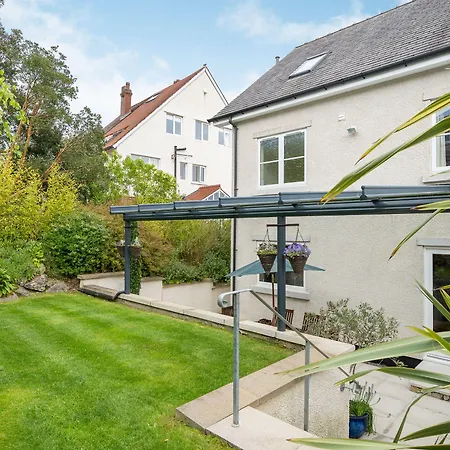 Hillberry * Grange-over-Sands